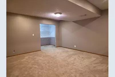 1621 Knox Circle, Burnsville, MN 55337 - Photo 22