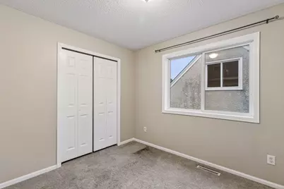 297 Morton Street E, Saint Paul, MN 55107 - Photo 16