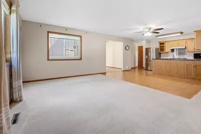 425 Fieldcrest Lane, Sartell, MN 56377 - Photo 4