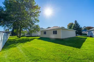 425 Fieldcrest Ln, Sartell, MN 56377 - Photo 20
