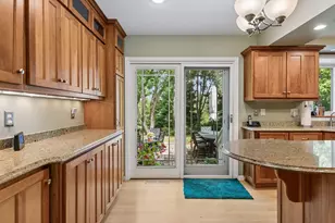 991 Caren Ct, Mendota Heights, MN 55118 - Photo 18