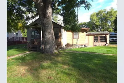 206 E Depue Avenue, Olivia, MN 56277 - Photo 12