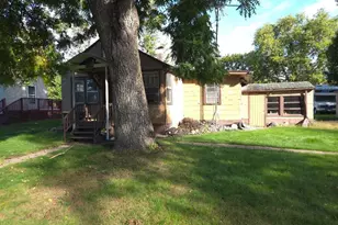 206 E Depue Ave, Olivia, MN 56277 - Photo 12
