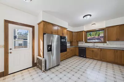1663 Berkeley Avenue, Saint Paul, MN 55105 - Photo 12