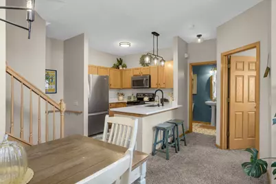 657 Kingfisher Lane #C, Woodbury, MN 55125 - Photo 10