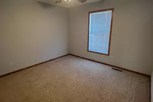 15715 Fox Cir, Apple Valley, MN 55124 - Photo 16