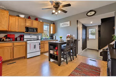 502 Wisconsin Avenue SE, Staples, MN 56479 - Photo 6