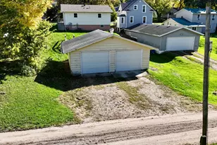 308 2nd St SE, Pelican Rapids, MN 56572 - Photo 26