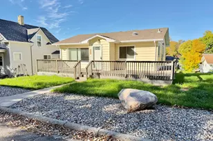 308 2nd St SE, Pelican Rapids, MN 56572 - Photo 1
