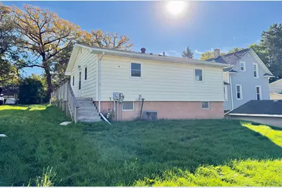 308 2nd Street SE, Pelican Rapids, MN 56572 - Photo 4