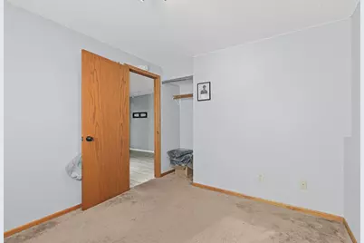 5570 Fillmore Street NE, Fridley, MN 55432 - Photo 34