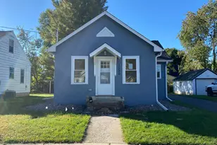 1530 3rd St NE, Rochester, MN 55906 - Photo 1