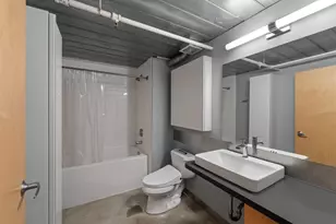 250 Park Ave, Minneapolis, MN 55415 - Photo 20