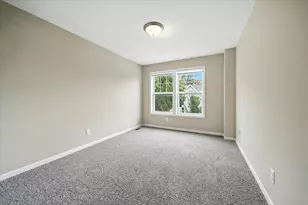 600 W 32nd St, Minneapolis, MN 55408 - Photo 16