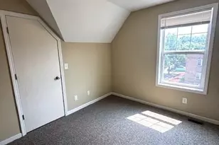 600 W 32nd St, Minneapolis, MN 55408 - Photo 20