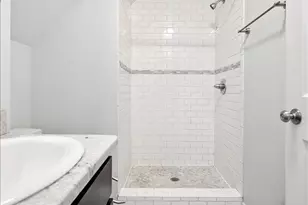 600 W 32nd St, Minneapolis, MN 55408 - Photo 14