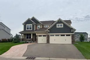18121 Goldfinch Wy, Lakeville, MN 55044 - Photo 2