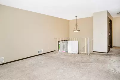10394 Balsam Lane, Eden Prairie, MN 55347 - Photo 6