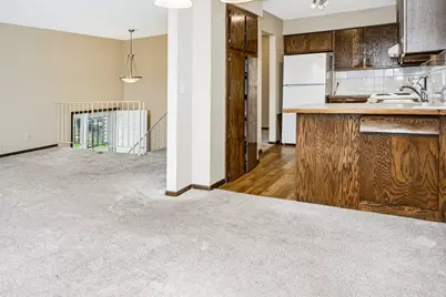 10394 Balsam Lane, Eden Prairie, MN 55347 - Photo 8