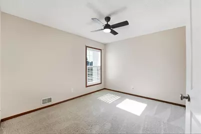 5132 Farnham Drive N, Hugo, MN 55038 - Photo 16