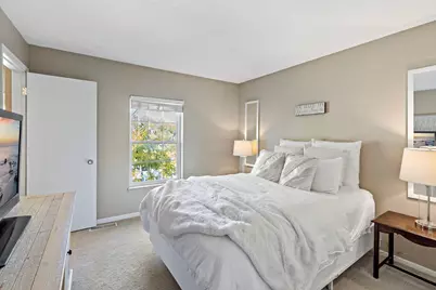 10673 Sherman Drive, Eden Prairie, MN 55347 - Photo 16