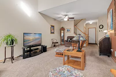 629 Sutherland Drive, Woodbury, MN 55129 - Photo 2