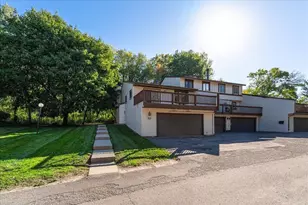 299 River Woods Ln, Burnsville, MN 55337 - Photo 60