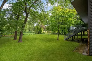 11004 Oak Knoll Terrace, Minnetonka, MN 55305 - Photo 22