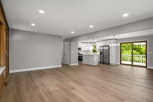 11004 Oak Knoll Terrace, Minnetonka, MN 55305 - Photo 2