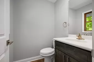 11004 Oak Knoll Terrace, Minnetonka, MN 55305 - Photo 10