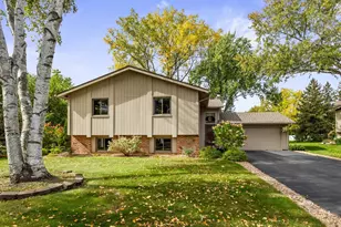 6805 Evergreen Ln N, Maple Grove, MN 55369 - Photo 1