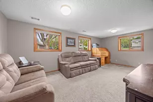 6805 Evergreen Ln N, Maple Grove, MN 55369 - Photo 14