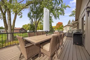 6805 Evergreen Ln N, Maple Grove, MN 55369 - Photo 8