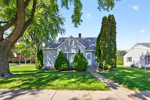 322 W Center St, Lake City, MN 55041 - Photo 4