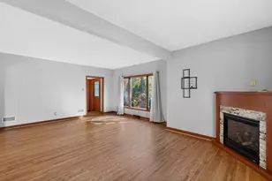 322 W Center St, Lake City, MN 55041 - Photo 18