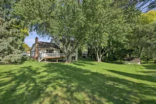 18731 Maple Leaf Dr, Eden Prairie, MN 55346 - Photo 28