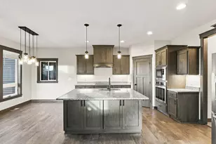 8212 198th St W, Lakeville, MN 55044 - Photo 6