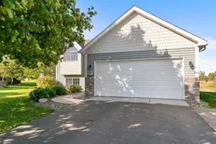 3335 Aaron Dr, Elko New Market, MN 55054 - Photo 4