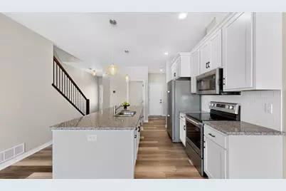 5237 Harvest Square Place NW, Rochester, MN 55901 - Photo 14