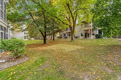 10932 Quebec Avenue S, Bloomington, MN 55438 - Photo 8