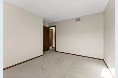 12575 Fescue Court, Eden Prairie, MN 55347 - Photo 36