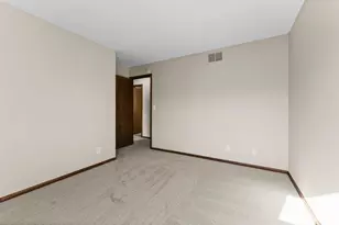 12575 Fescue Ct, Eden Prairie, MN 55347 - Photo 36