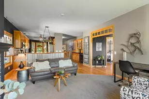 16345 Crystal Hills Cir, Lakeville, MN 55044 - Photo 14