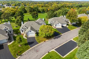 16345 Crystal Hills Cir, Lakeville, MN 55044 - Photo 2