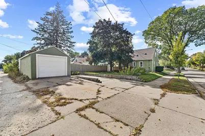 5301 36th Avenue S, Minneapolis, MN 55417 - Photo 18