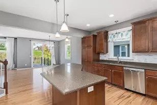 3064 Francesca Dr, Chaska, MN 55318 - Photo 12