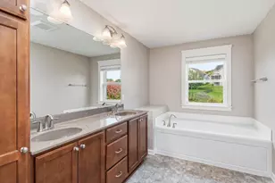 3064 Francesca Dr, Chaska, MN 55318 - Photo 26