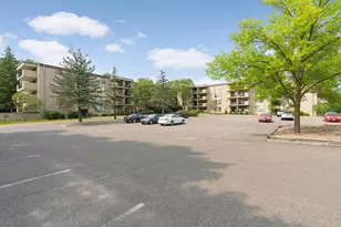 6710 Vernon Ave S, Edina, MN 55436 - Photo 2