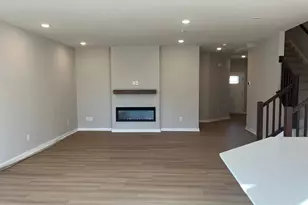 17976 Genoa Dr, Lakeville, MN 55044 - Photo 8