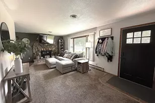 112 Orchard Cir, Montevideo, MN 56265 - Photo 6
